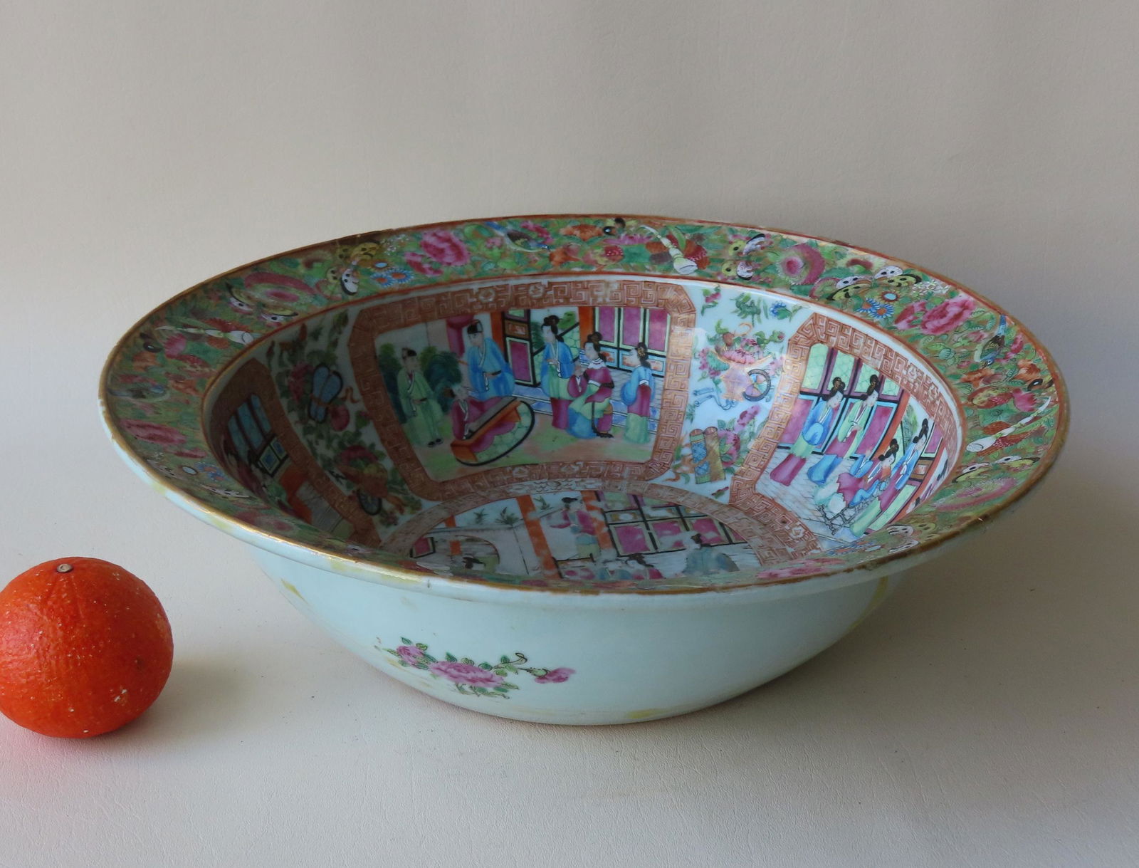 Large Chinese export rose medallion hand painted punch (1 of 11)