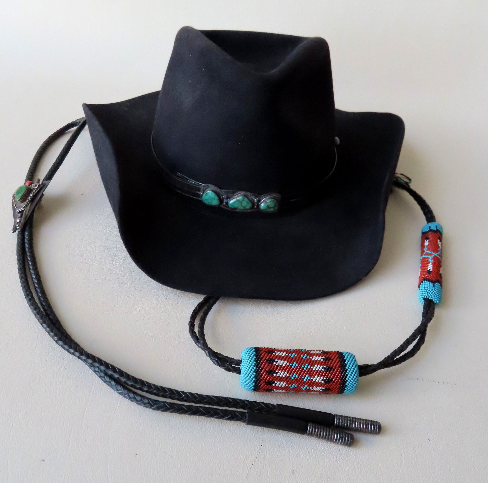 An O'Farrell custom made cowboy hat having a silver hat (1 of 11)