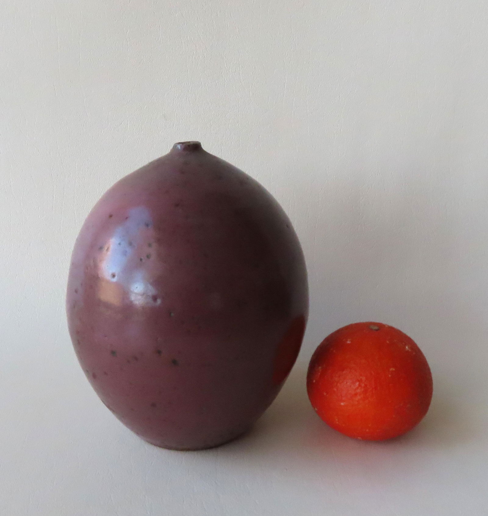 A wonderful oriental style stoneware bud bulbous bud (1 of 6)