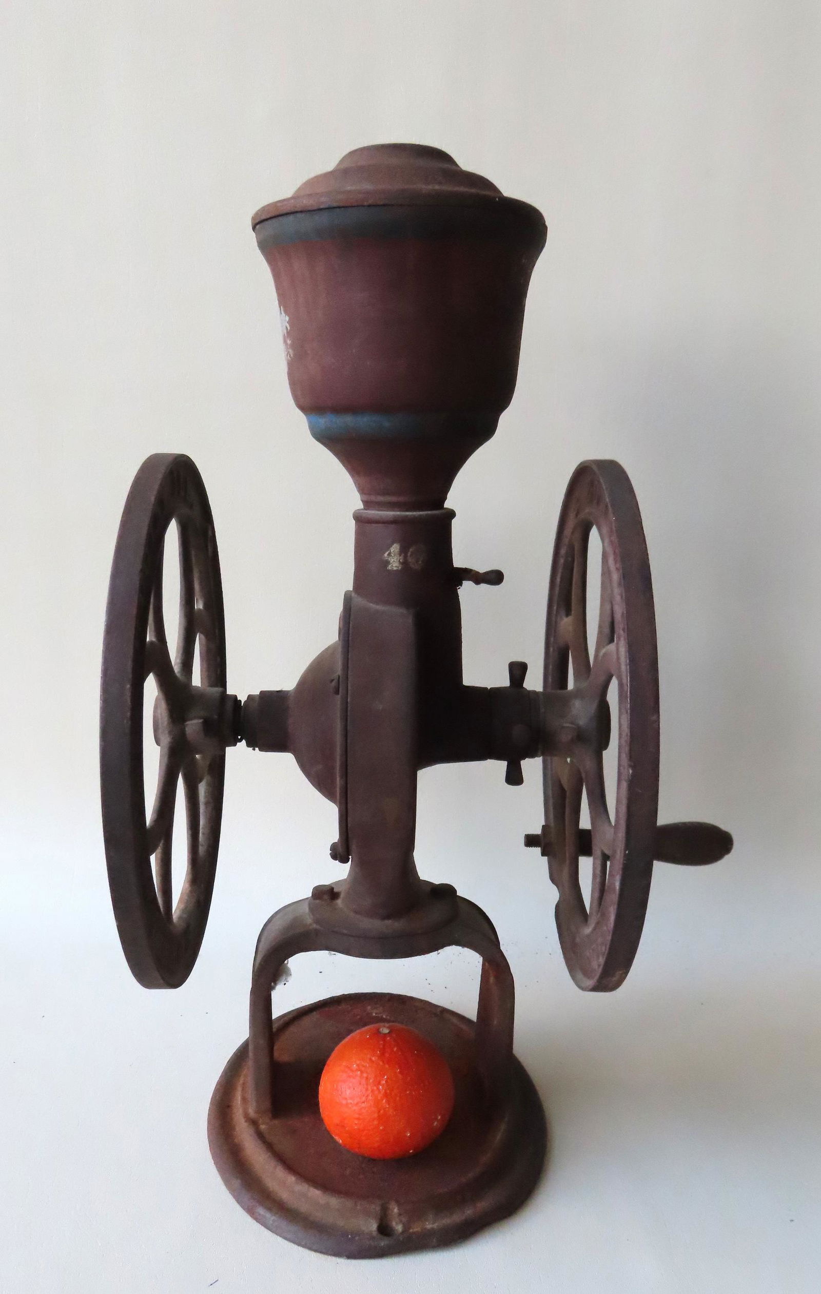 Elgin National Coffee Mill - double wheel. (1 of 9)