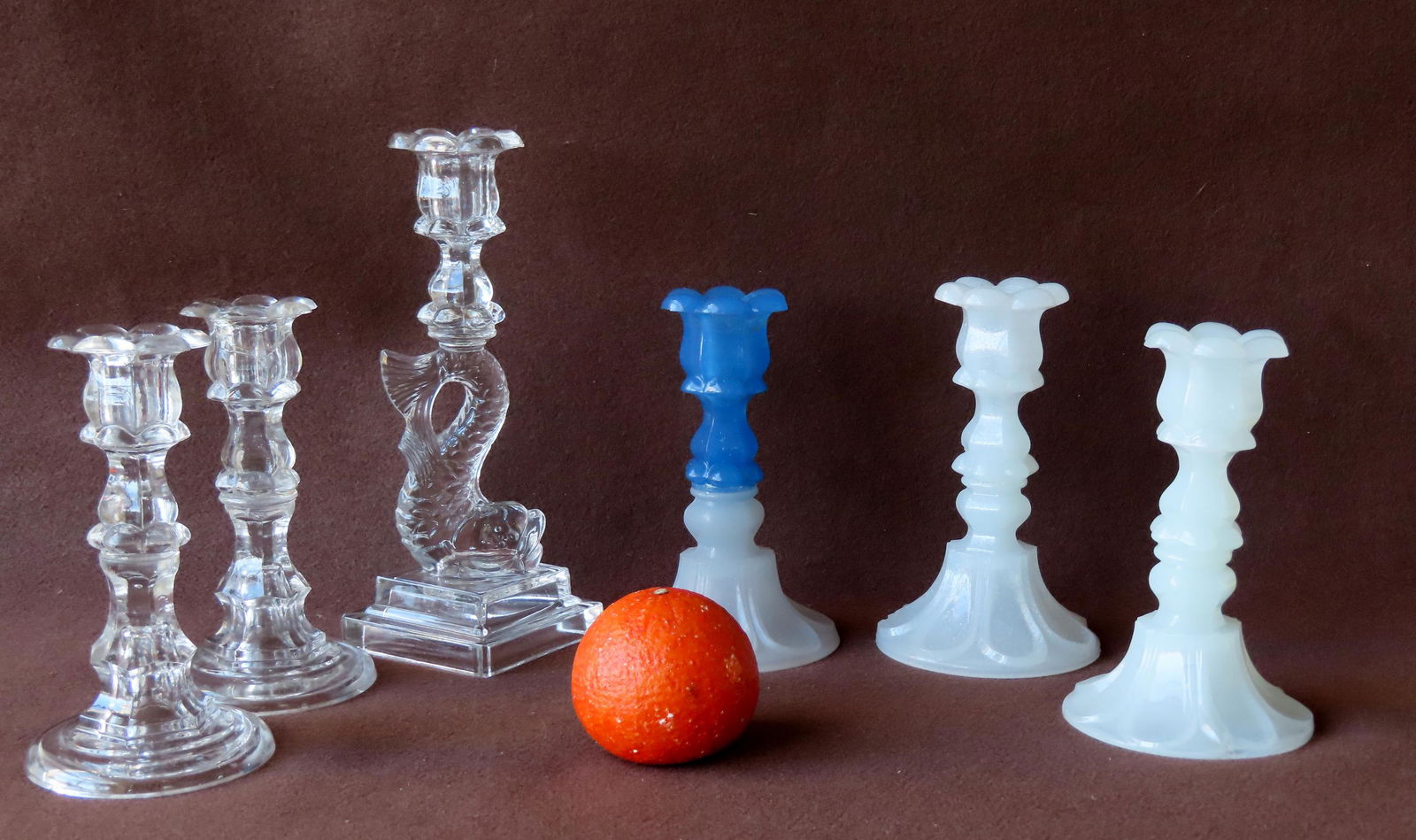 Grouping of 6 Sandwich glass candlestick, early to mid 19th century, including: A pair of clambroth (1 of 20)