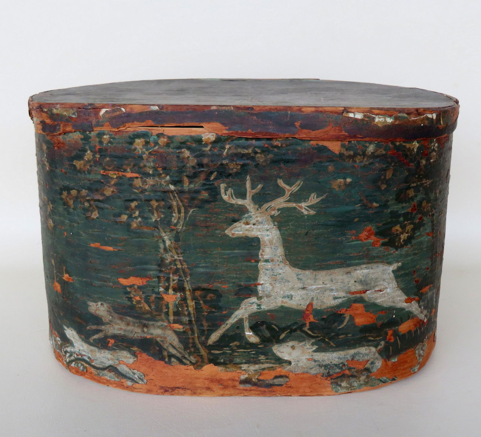 A wall papered wooden band box decorated with dogs chasing stags through woods, early 19th century. (1 of 11)