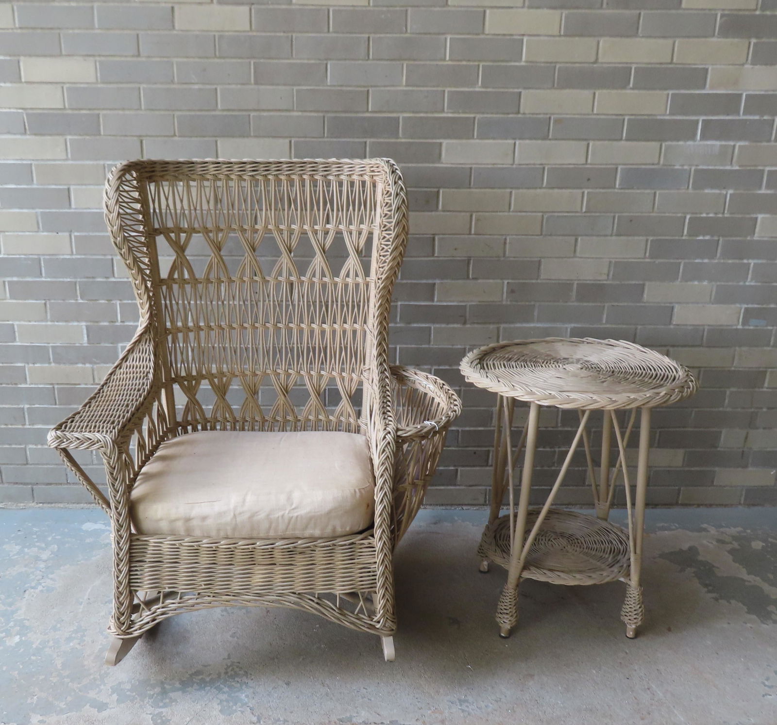 A Haywood Wakefield wicker porch rocker with magazine holder built into chair arm - original (1 of 12)