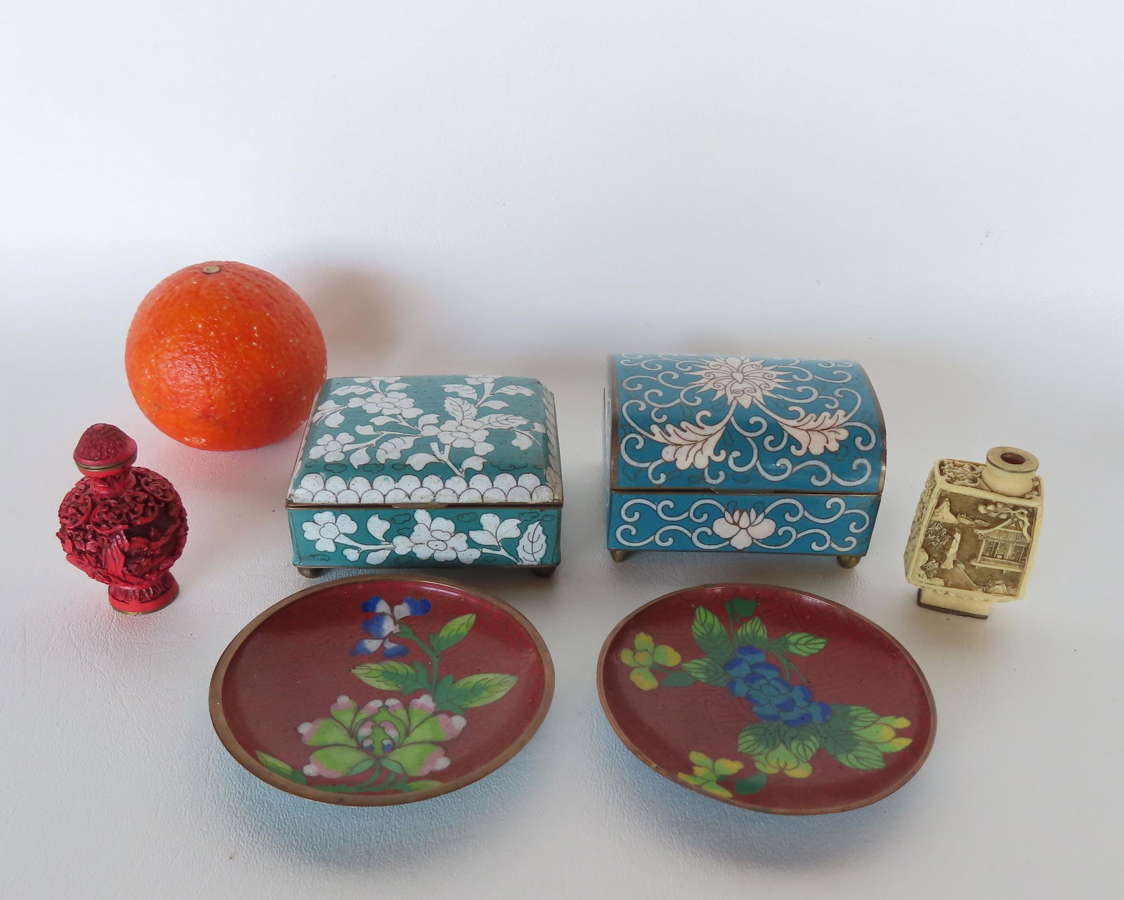 Grouping or small oriental objects including 2 cloisonne dresser boxes - the largest 3 1/2"W x 2 (1 of 5)