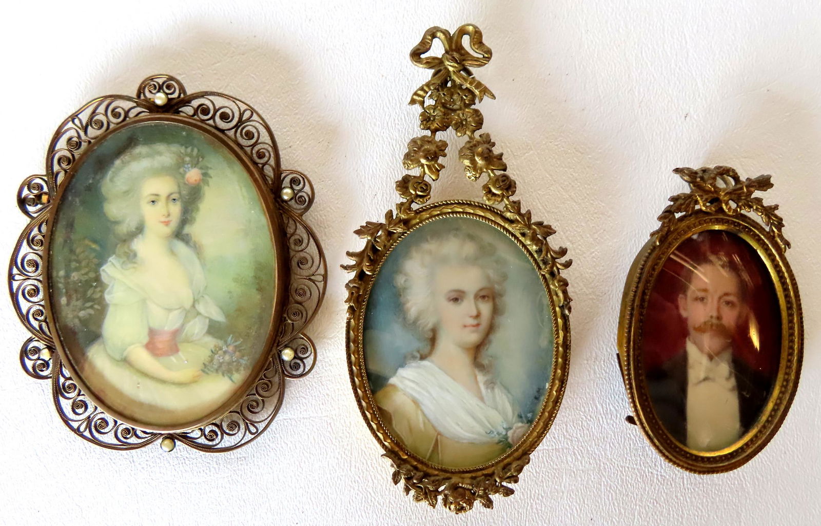 Three miniature hand painted miniature portraits, French style, 19th century. 1) Portrait of lady (1 of 6)