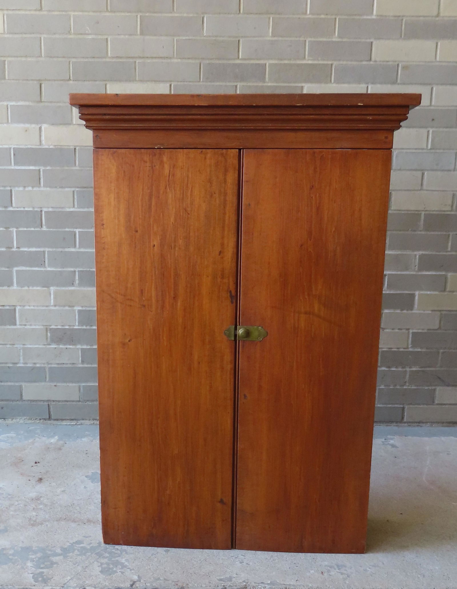 A small pine 2 door floor or wall cupboard with dovetailed frame and 4 interior narrow shelves. Very (1 of 5)