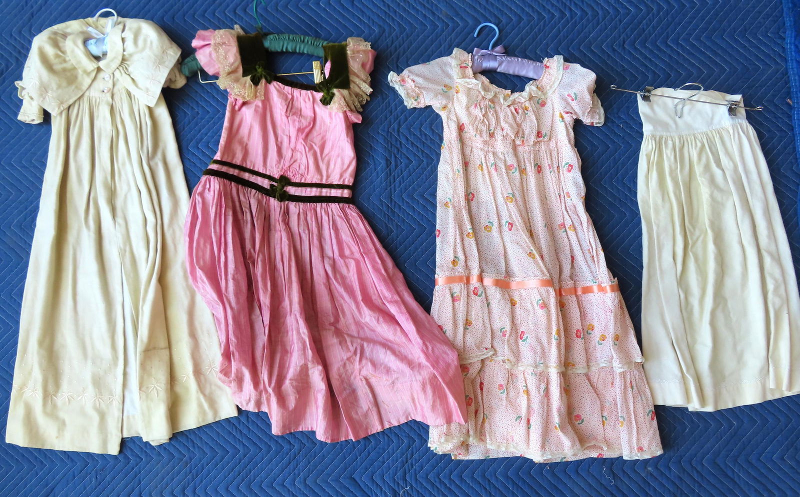 Grouping of 4 vintage child's dresses, 2 oriental outfits, and several bonnets, early to mid 20th (1 of 10)