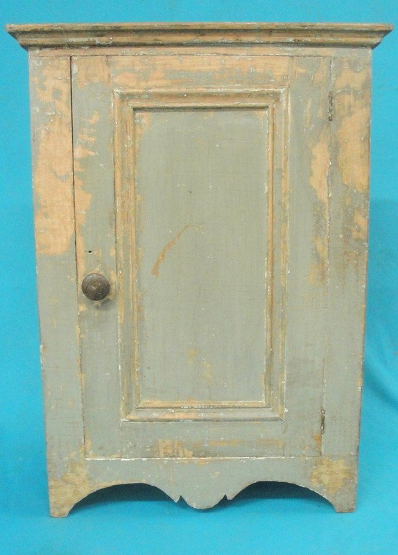 Small 19th c. single-door wall cupboard - scraped : Small 19th c. single-door wall cupboard - scraped down to old green paint - beautiful cutout base - 20" x 8" x 30" high