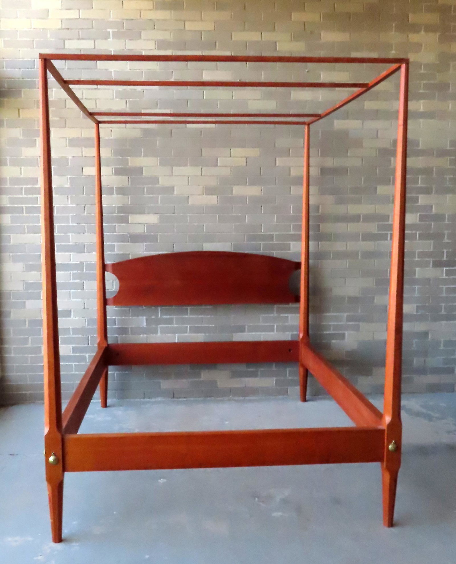 A Thomas Moser (attributed) custom made cherry Hepplewhite style tester bed with urn finials, full (1 of 18)