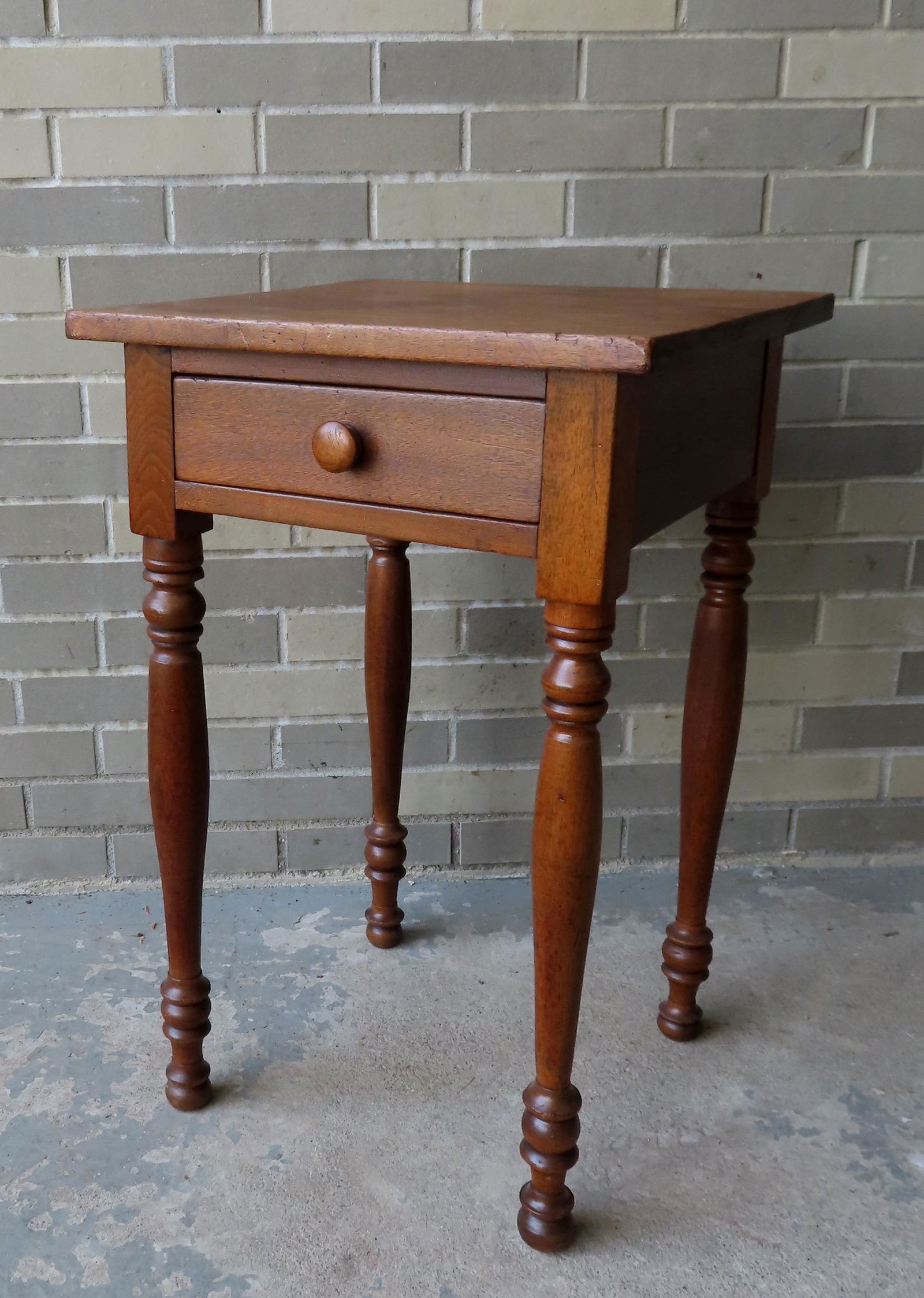 A New England butternut 1 drawer work table with turned legs, circa 1820-30. Very good condition. (1 of 4)