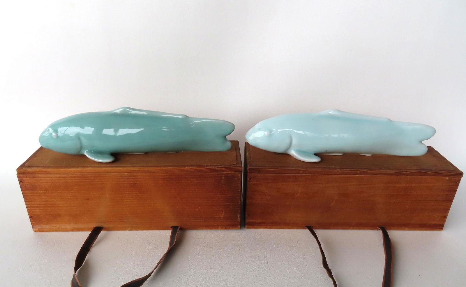 Two oriental porcelain celadon fish in original boxes, circa 1940-50, excellent condition. The boxes (1 of 13)