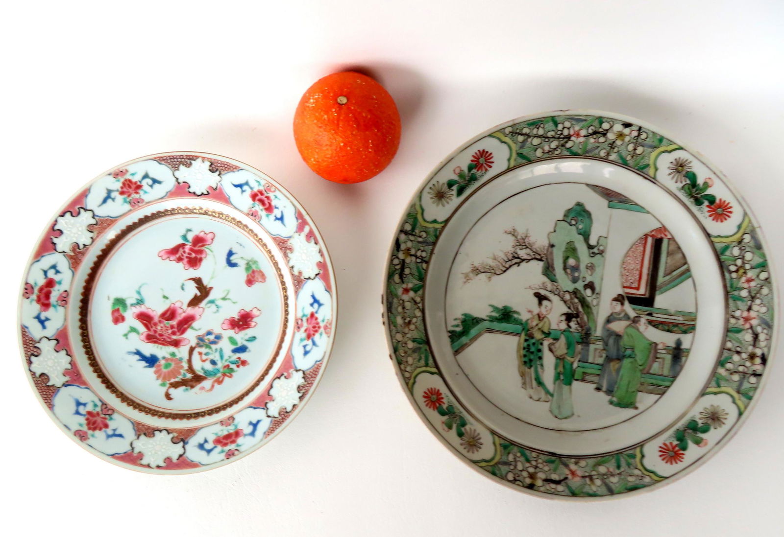 Two Famille Rose pattern Chinese export plates, 18th century. The first with floral center and (1 of 6)
