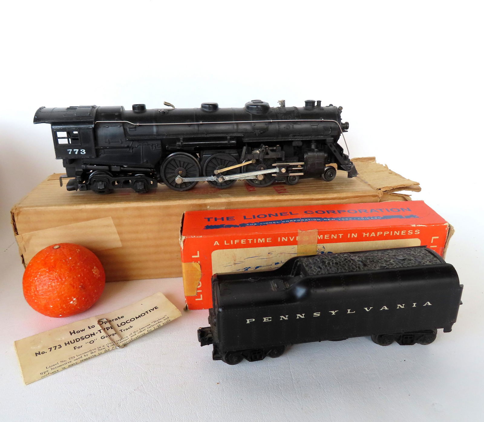 Lionel Trains 773 Hudson-Type Steam Locomotive & Pennsylvania Tender - the engine in diecast metal (1 of 12)