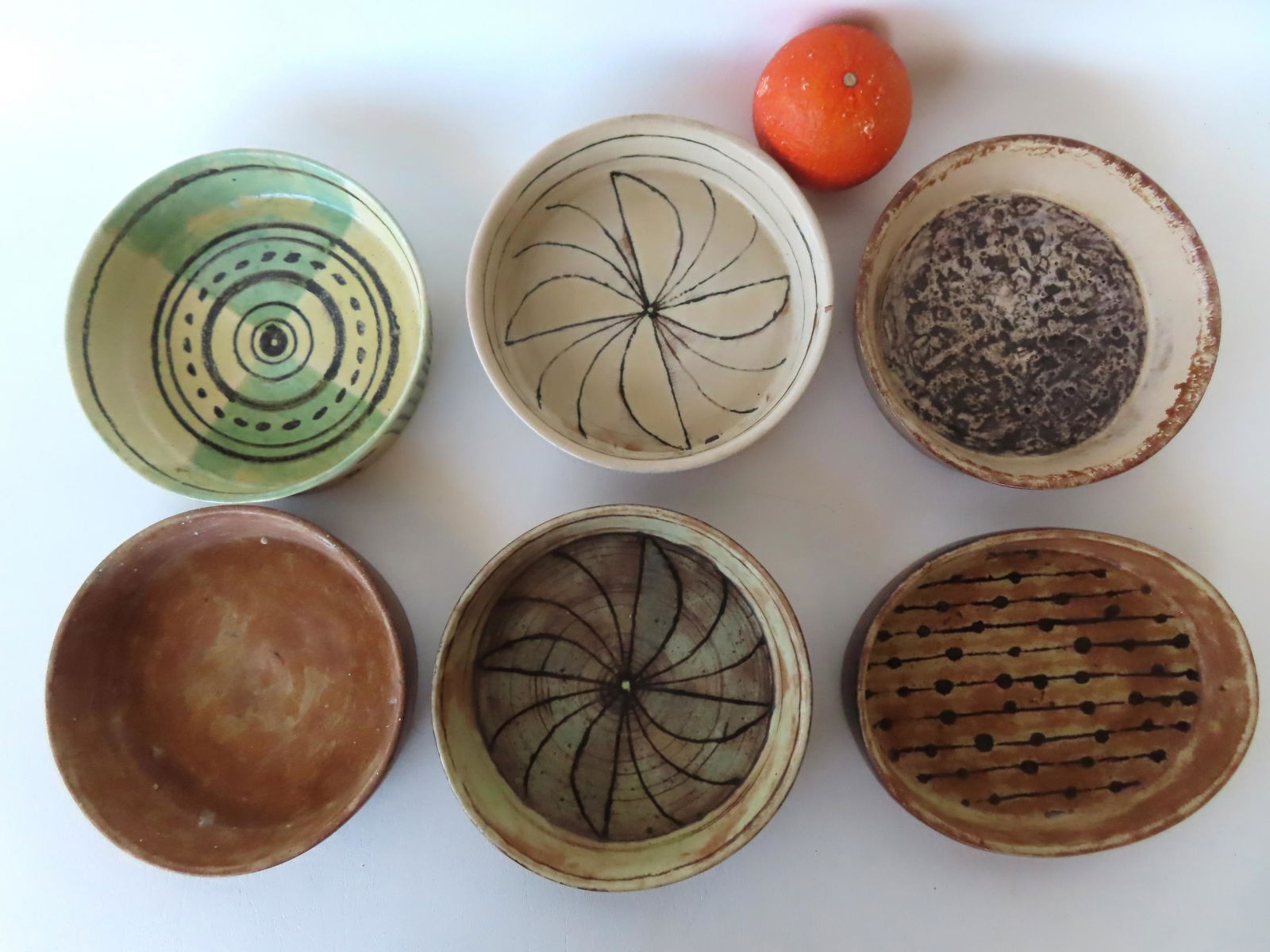 Walter Addison, New York, 1914-1982. Grouping of 6 Mid Century Modern hand painted terra cotta (1 of 14)