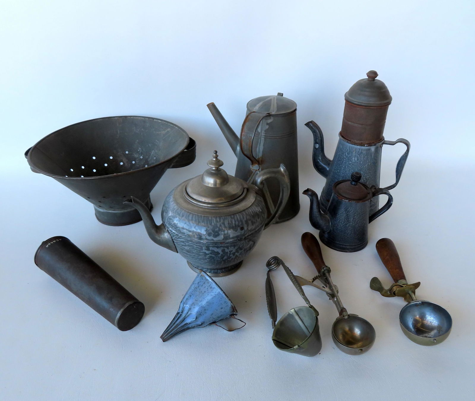 Grouping of early tinware and gray enamel ware plus 3 vintage ice cream scoops, see photos for more (1 of 8)