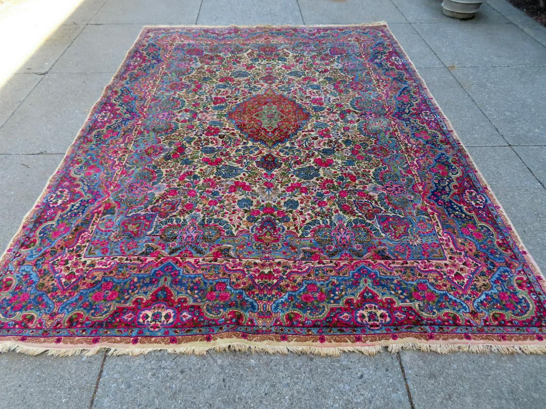 A room size Persian wool rug, all hand knotted, early 20th century (1 of 12)