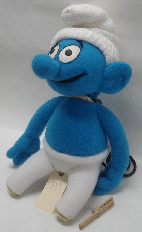 Regular Smurf hand puppet No. 6 - mechanical movin: Regular Smurf hand puppet No. 6 - mechanical moving parts - Loose eyes - moving neck - bubble rig - moving tail - largest mouth. Note - missing feet and 1 pupil on left eye.