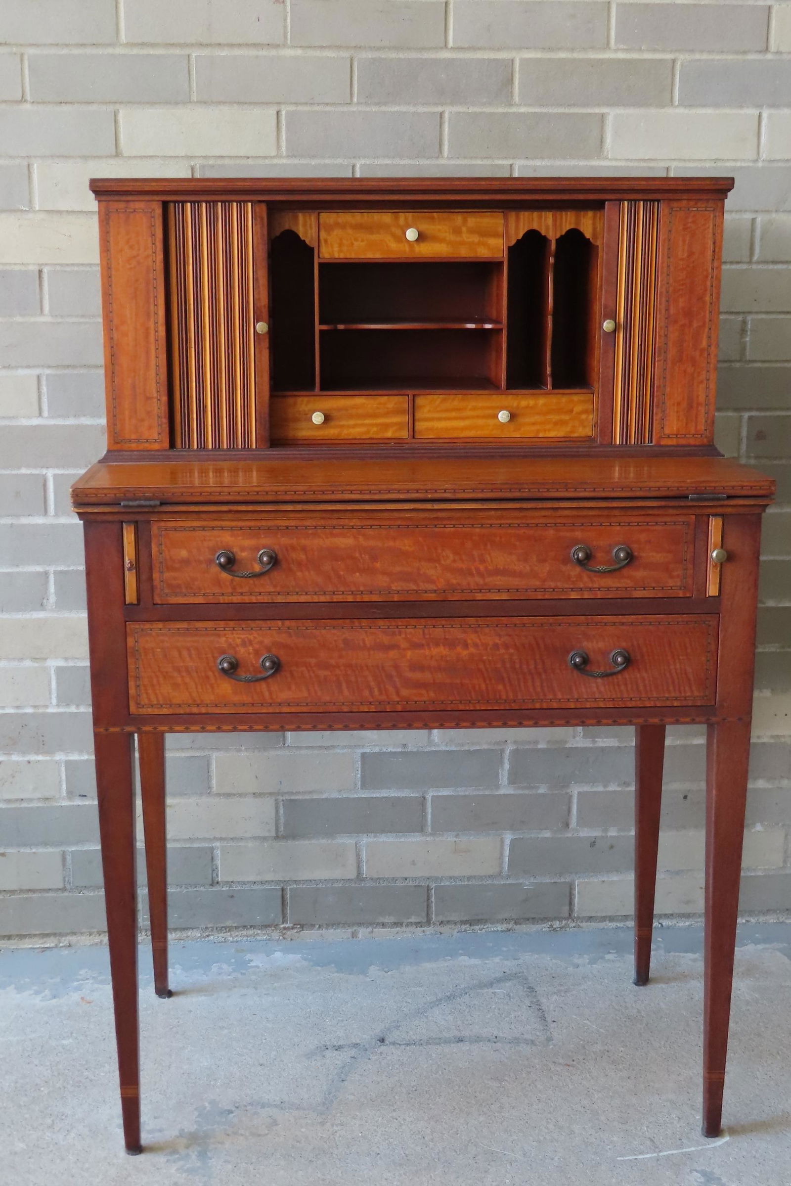 A very fine petit custom made Hepplewhite tambour desk in FIGURED mahogany with banded and checkered (1 of 12)