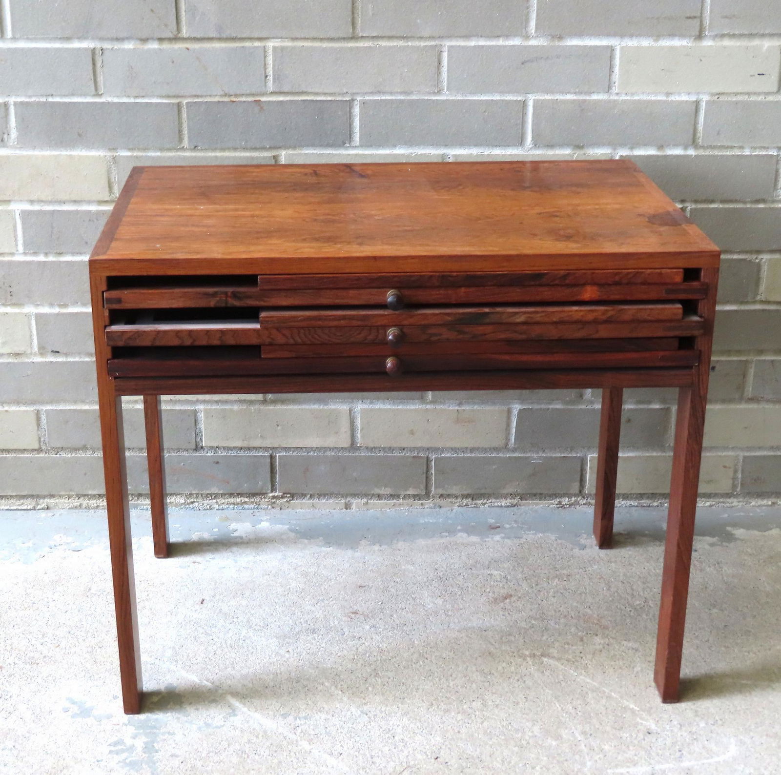 Illum Wikkelso design for CFC Silkeborg, Danish mid-century folding snack tables (3) in teakwood (or (1 of 12)
