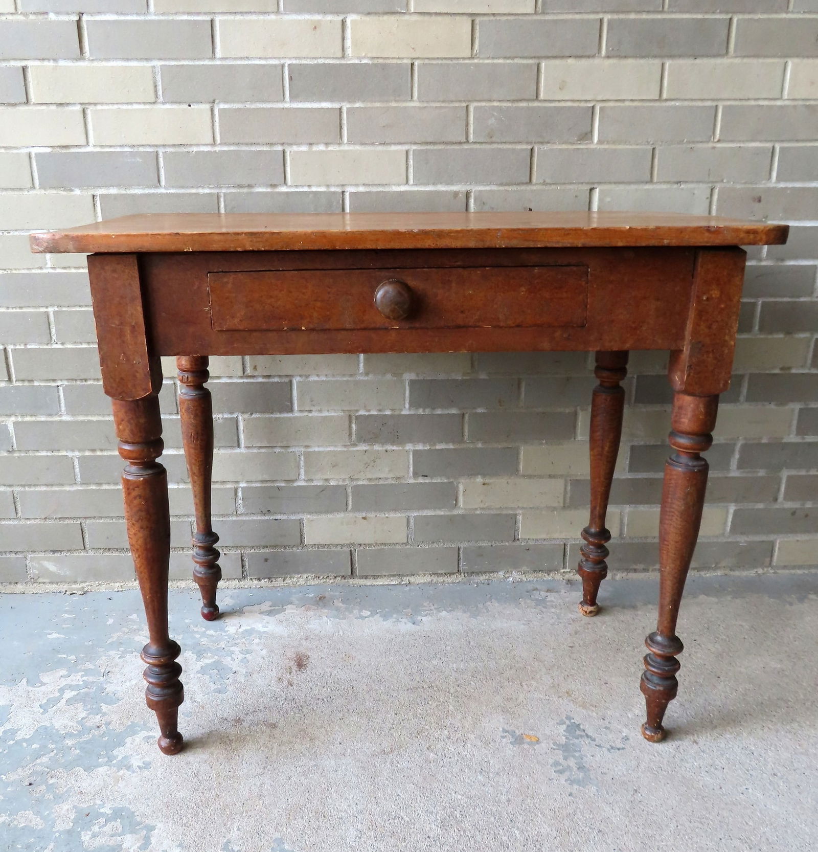 A good primitive grain and sponge decorated 1 drawer work table in original paint with turned legs, (1 of 15)