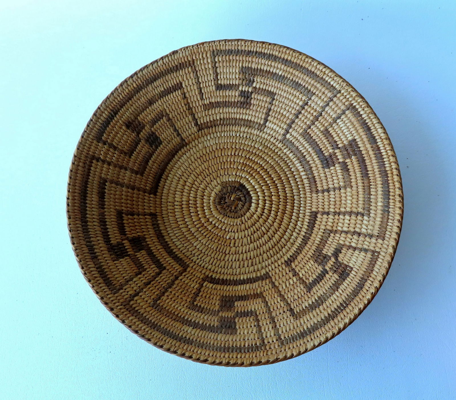 Native American Pima basket, circa 1920, very good condition, no damage - measures 11 1/4" diameter (1 of 4)