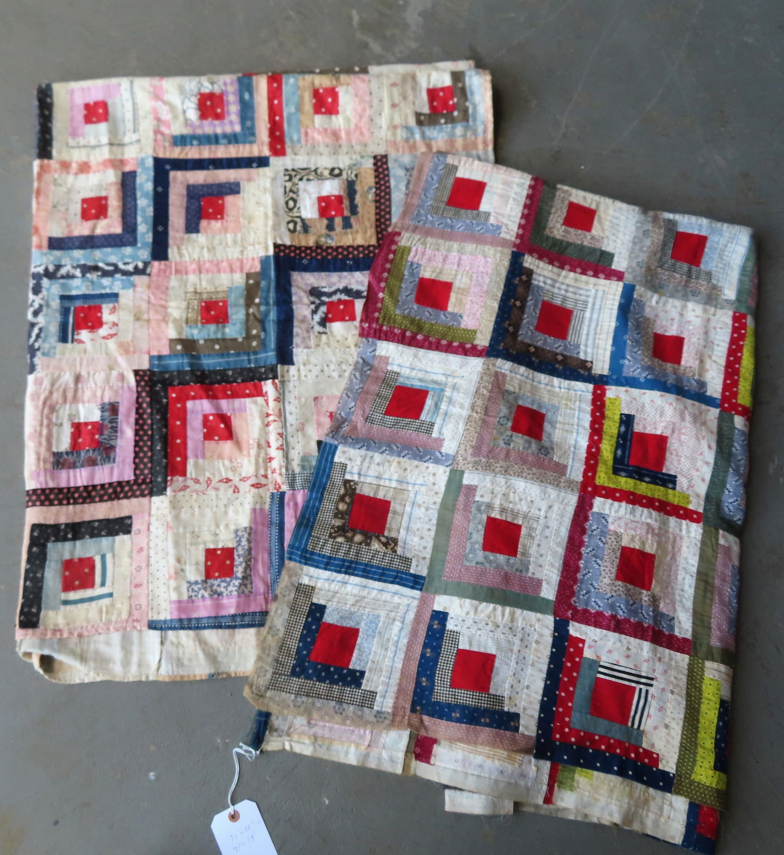 Two Log Cabin pattern quilt tops, very good condition. The first, machine sewn with finished border (1 of 9)