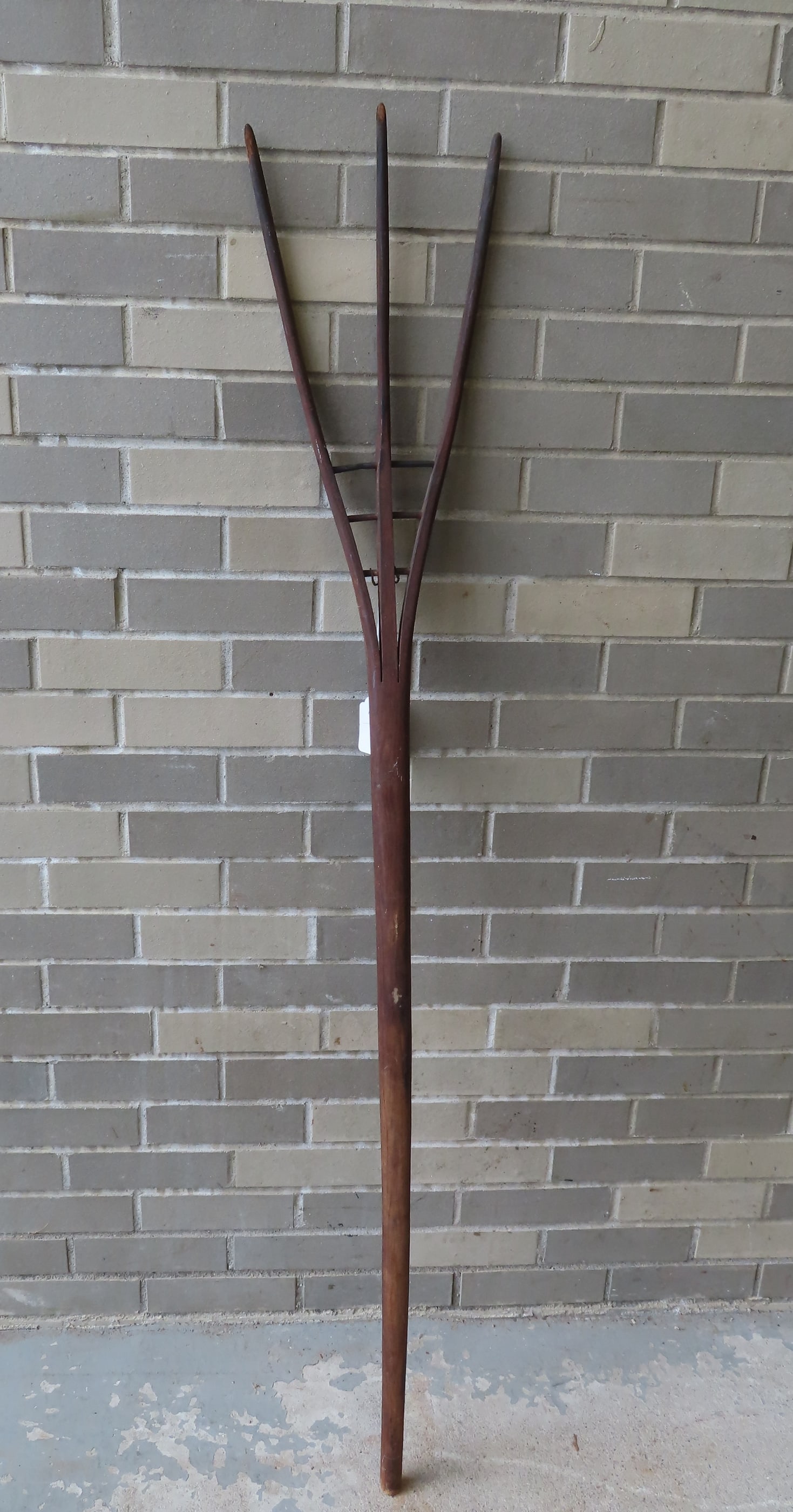 A 19th century hay fork, all hand made. Minor use wear and overall in very good condition. Measures (1 of 3)