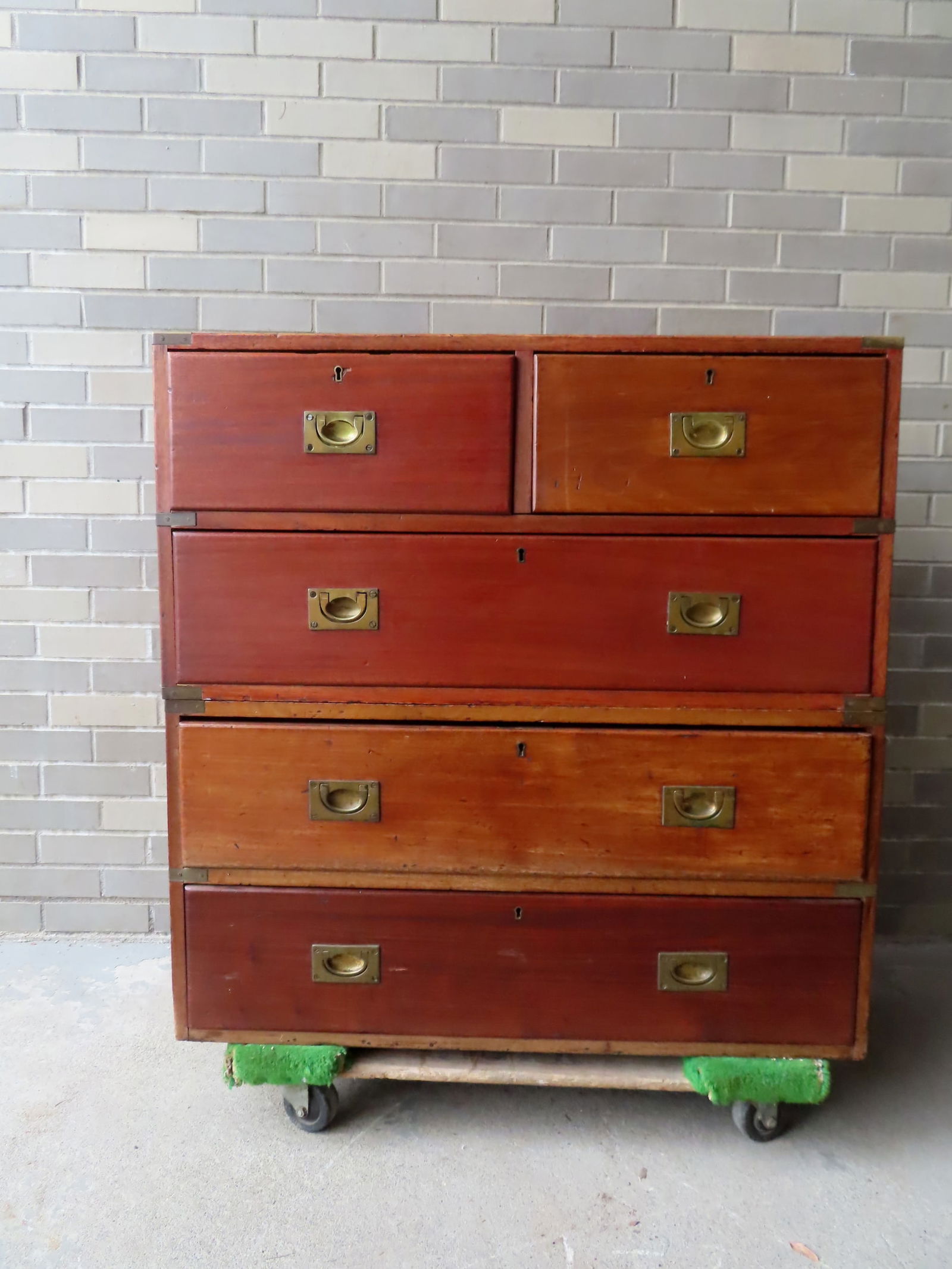 A campaign chest with 2 short drawers over 3 long drawers housed within a dovetailed 2 part case (1 of 12)