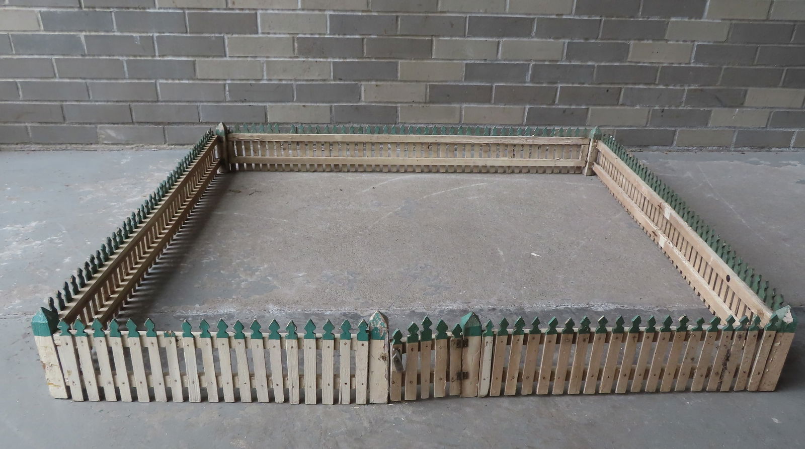 Christmas tree surround with gate in original green and white paint, several small losses to fence (1 of 13)