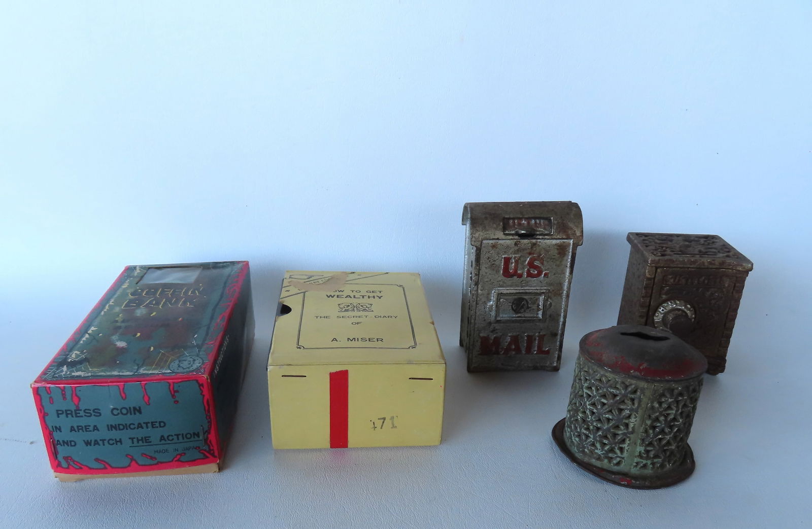 Five Toy Banks, 2 In Original Boxes Most In Good Condition. Includes