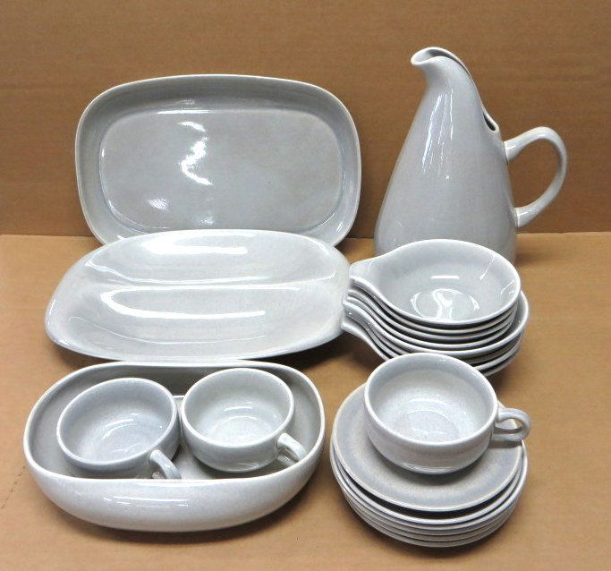 Set of 24 pieces of pottery signed Russel Wright: Set of 24 pieces of art pottery signed Russel Wright "American Modern" mfg by Steubenville 1950's.