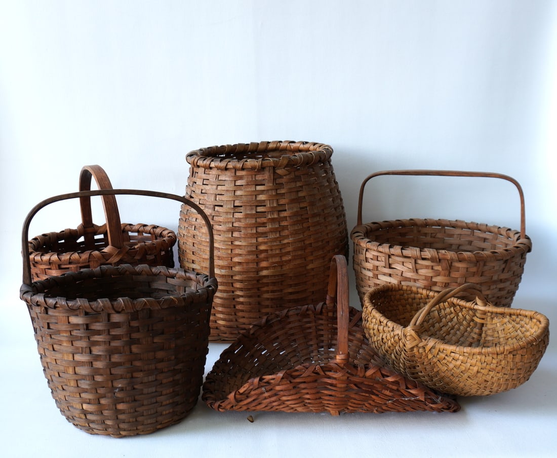 Grouping of 6 early splint baskets, most in very good condition - the largest measures 14"H x 10" x (1 of 16)