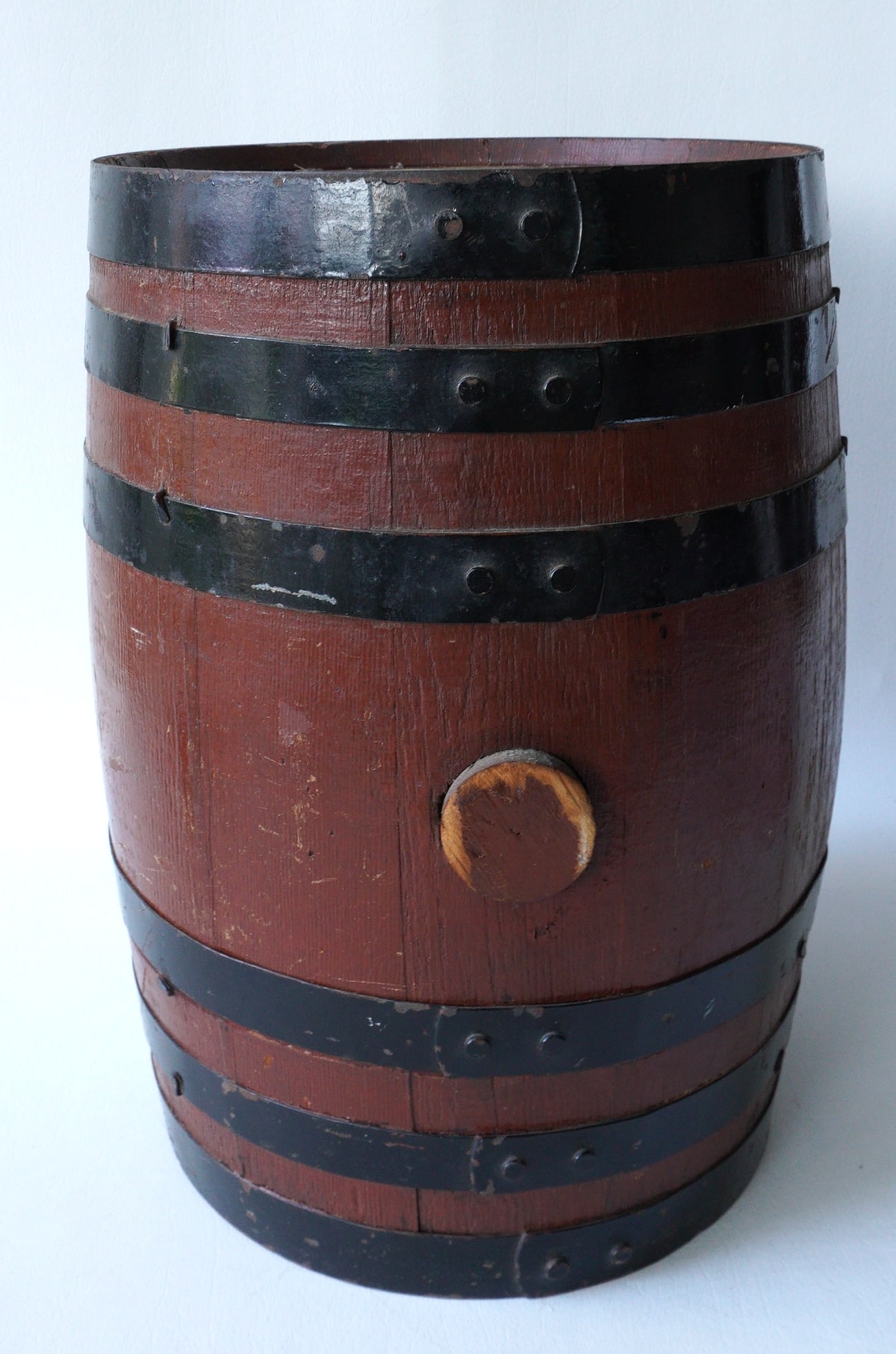 A vintage Coca Cola barrel with staved construction and iron bands, original paper label and appears (1 of 6)