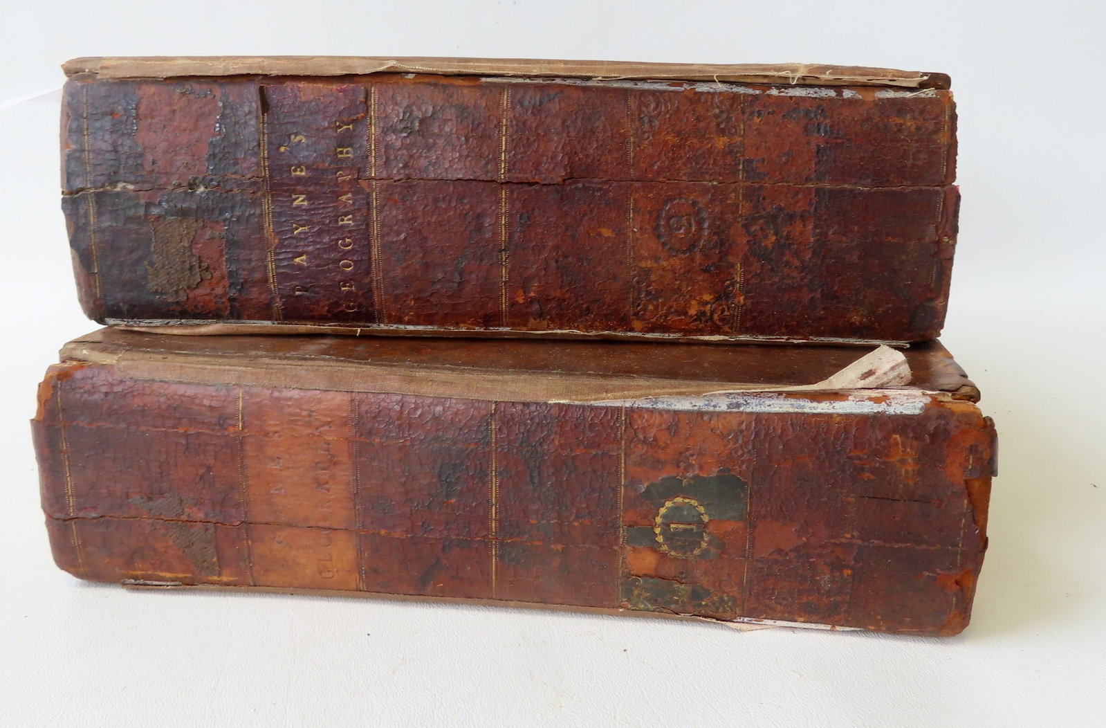 "Universal Geography Formed Into A New And Entire System; Describing Asia, Africa, Europe, and: "Universal Geography Formed Into A New And Entire System; Describing Asia, Africa, Europe, and America ......", by John Payne, 2 volumes, published in Dublin 1793 and 1794 - both with hand colored veg