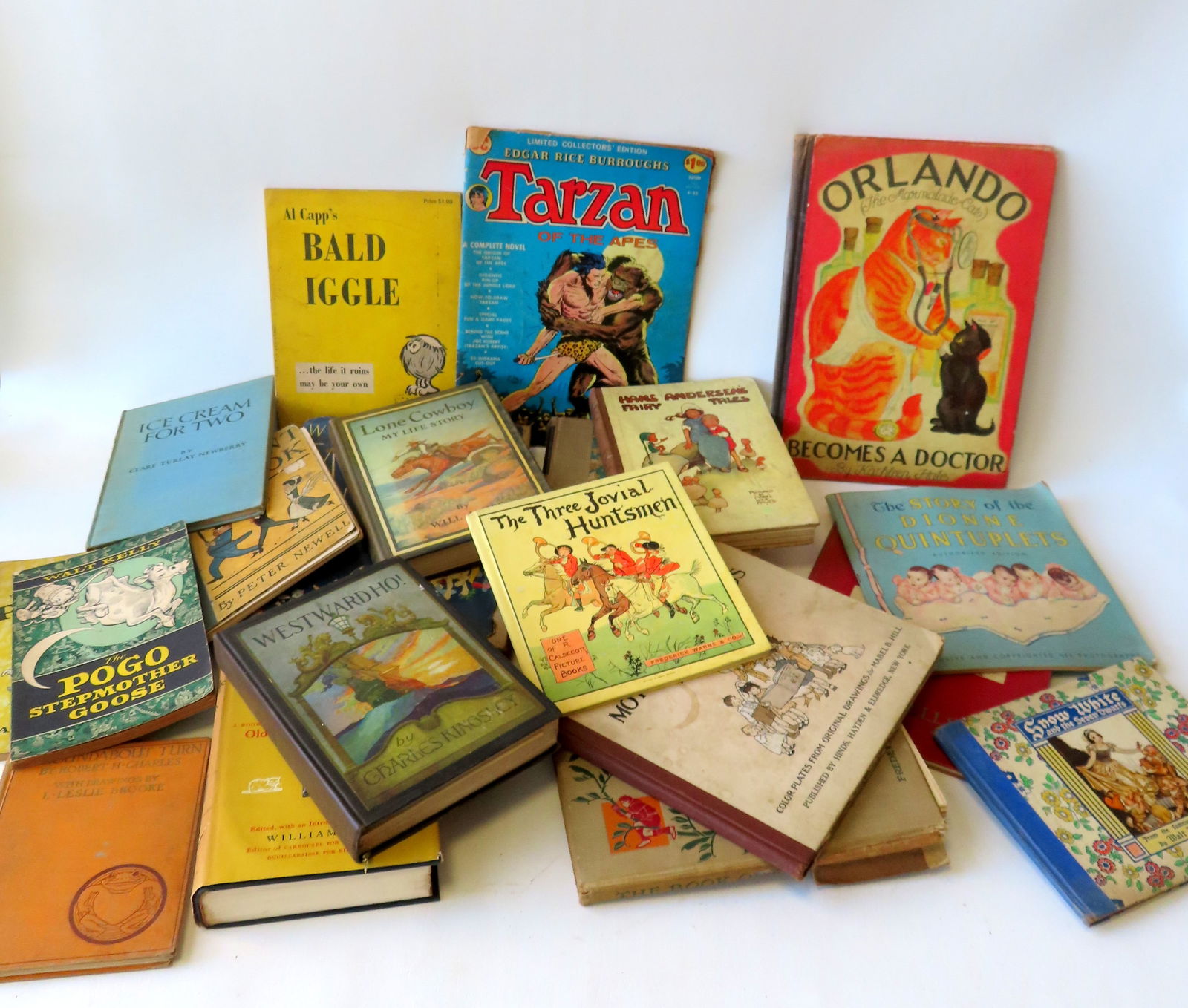 Grouping of 20 vintage kids books including "Westward Ho! By Charles Kingsley and illustrated by: Grouping of 20 vintage kids books including "Westward Ho! By Charles Kingsley and illustrated by N.C. Wyeth, first edition published by Scribner's 1920 - good condition; "Lone Cowboy" by Will James, p