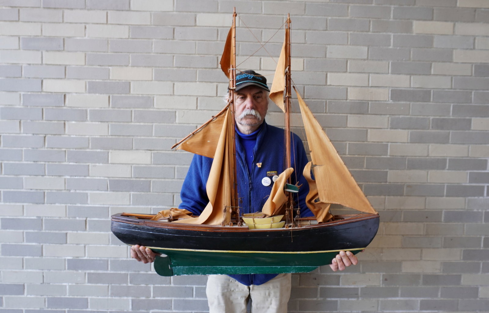 A large very fine early handmade 2 mast schooner in original paint, fully rigged with sails and: A large very fine early handmade 2 mast schooner in original paint, fully rigged with sails and block and tackles. Some tears and holes in original sales, some broken strings holding sails in place, b