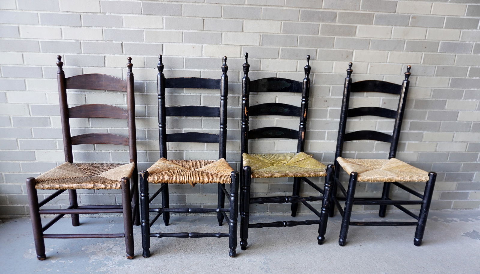 An assembled set of 4 Bergen County NJ chairs, late 18th century, all with rush seats, only 1 (1 of 13)