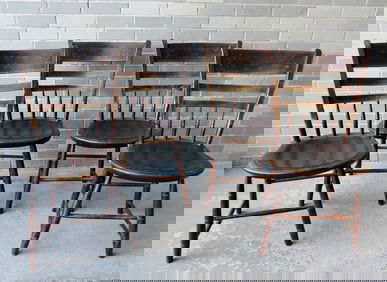 A set of 4 hand painted country rabbit ear kitchen chairs with saddle seats in original paint, circa