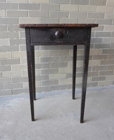 A Hepplewhite 1 drawer work table with game board top, tapered and chamfered tapered legs, early