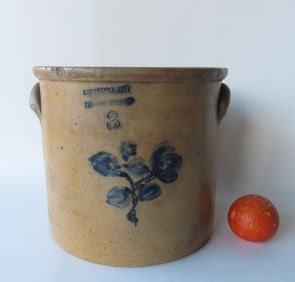 Stoneware crock marked "Riedinger Caire / Poughkeepsie NY", decorated with a cobalt blue flowers, 3