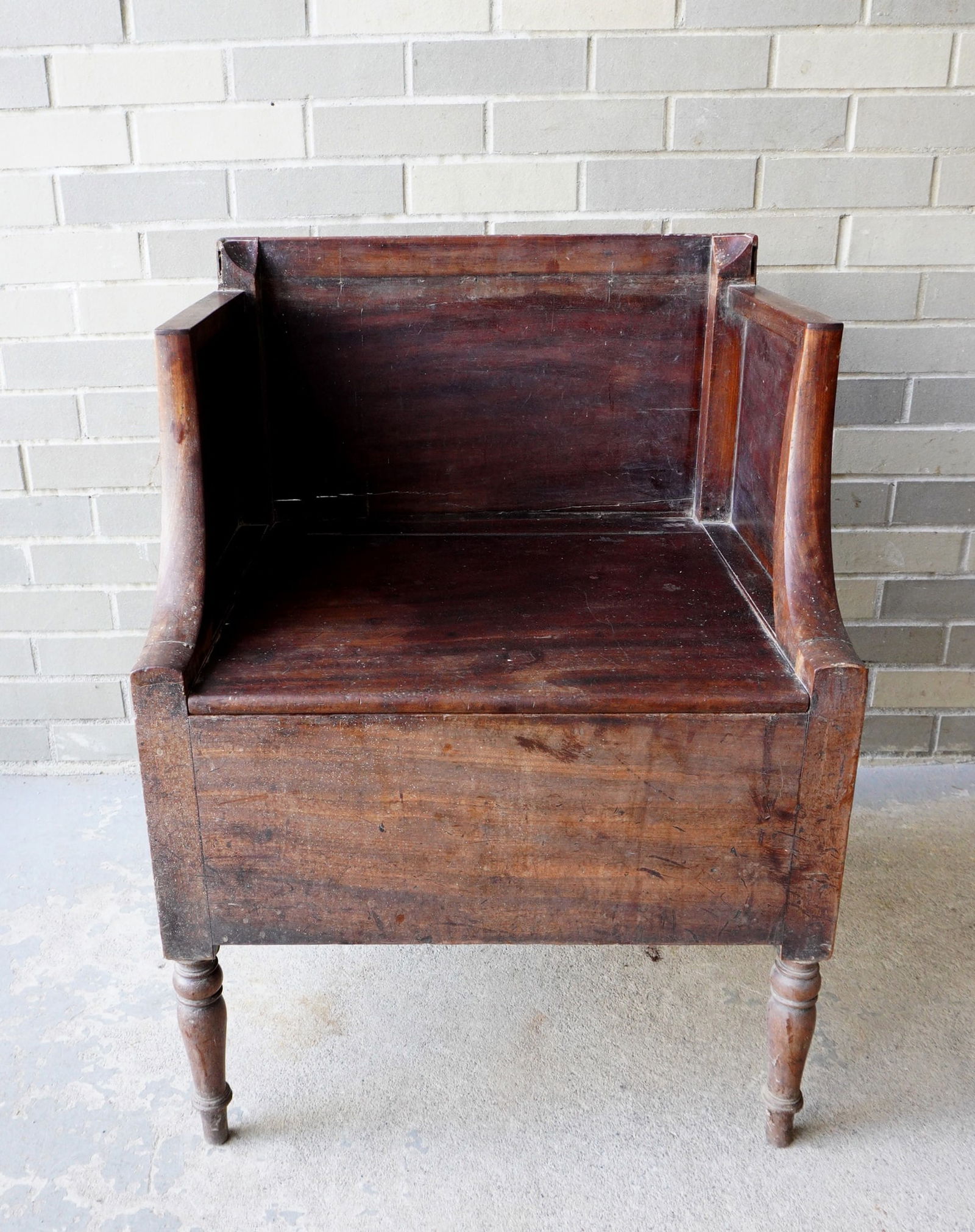 A Sheraton mahogany potty chair with turned legs, paneled sides and solid mahogany lift top seat, (1 of 13)