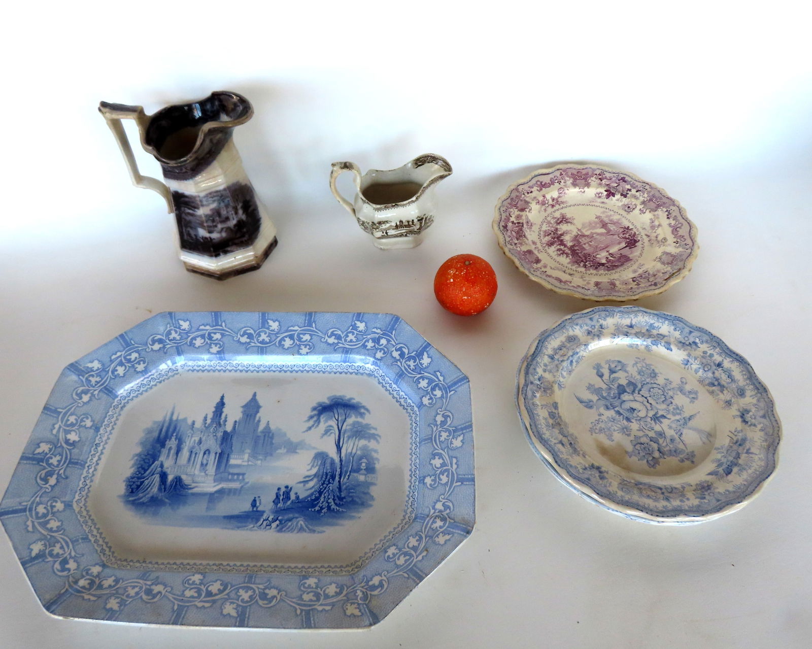Grouping of early transferware china. (1 of 15)