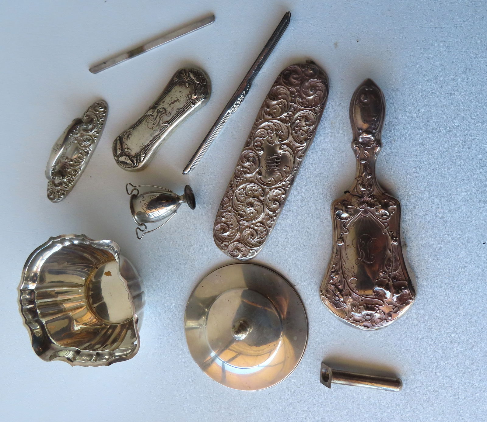 Grouping of sterling silver for scrap. Weighs 10.7 troy oz. (1 of 1)