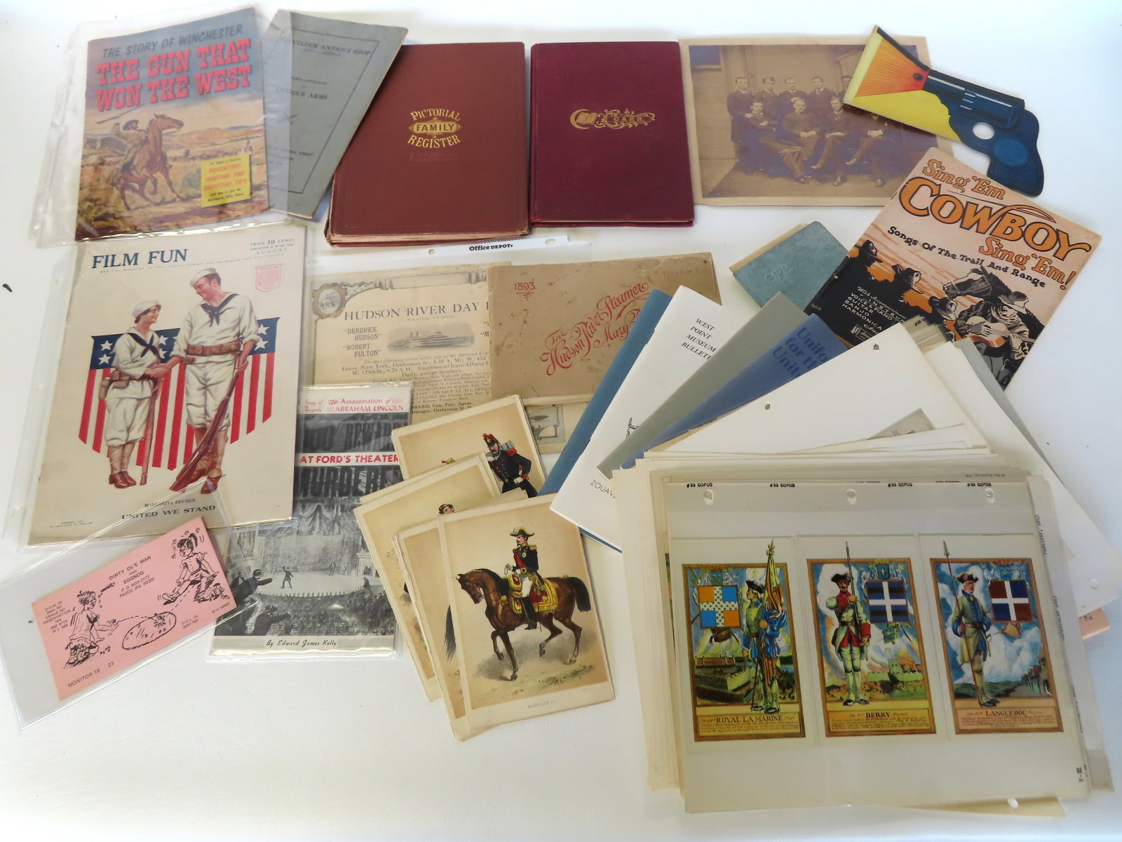 Grouping of ephemera including: Booklet titled "The Hudson River Steamer Mary Powell" describing the: Grouping of ephemera including: Booklet titled "The Hudson River Steamer Mary Powell" describing the "Summer Homes Along The Hudson River", published in 1893 - loose covers else good condition; advert