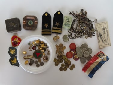 A grouping of military related collectibles and a grouping of vintage keys. Please see photos for