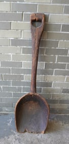 A primitive wooden grain shovel carved from one piece of wood, late 18th to early 19th century -