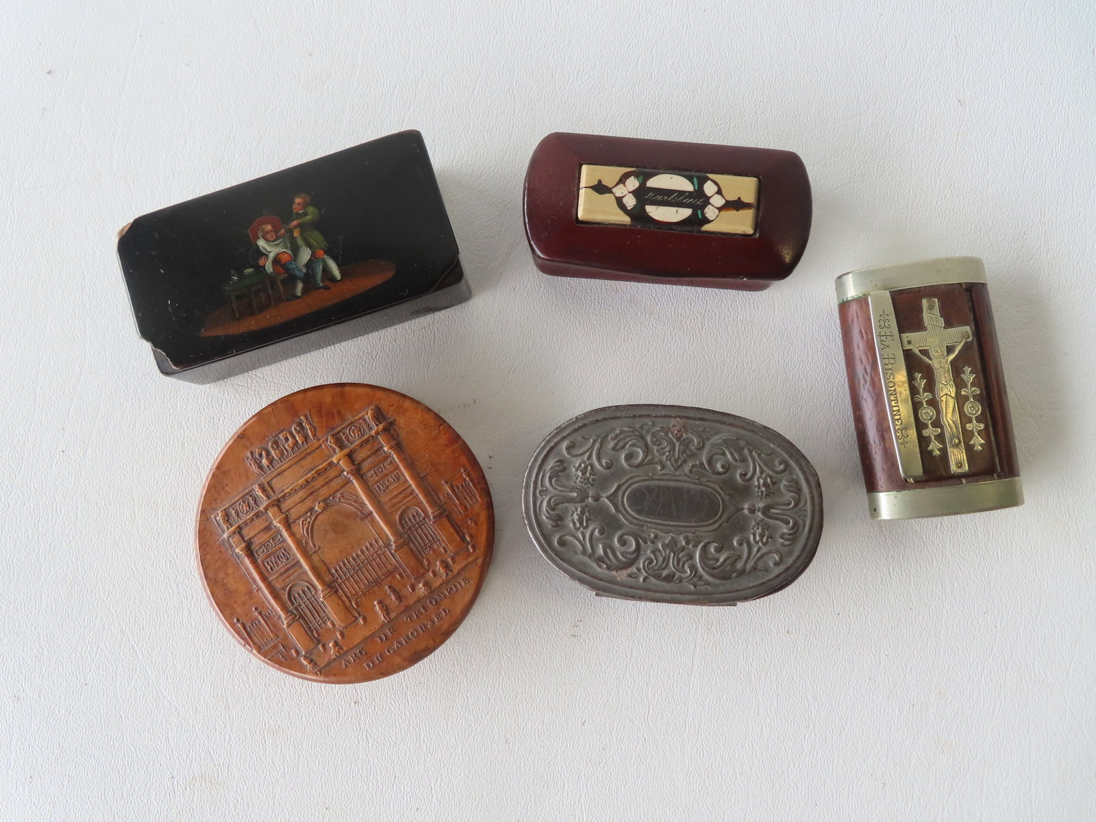 Grouping of 5 snuff boxes, 19th century including: Rare paper mache occupational snuff box with hand: Grouping of 5 snuff boxes, 19th century including: Rare paper mache occupational snuff box with hand painting of dentist getting set to extract a tooth from patient - small loss to 3 corners of box, e