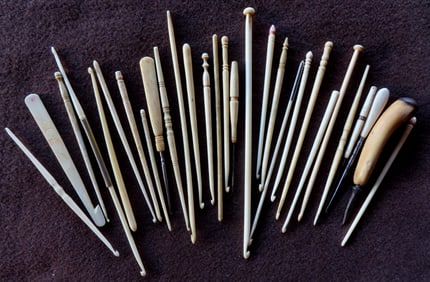 Grouping of 29 whalebone and ivory crochet hooks, 19th century, all with patina and use wear consist