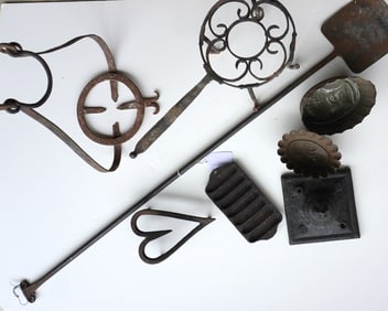 Grouping of early iron and tin objects including: Hand forged iron peel with rams horn handle - good
