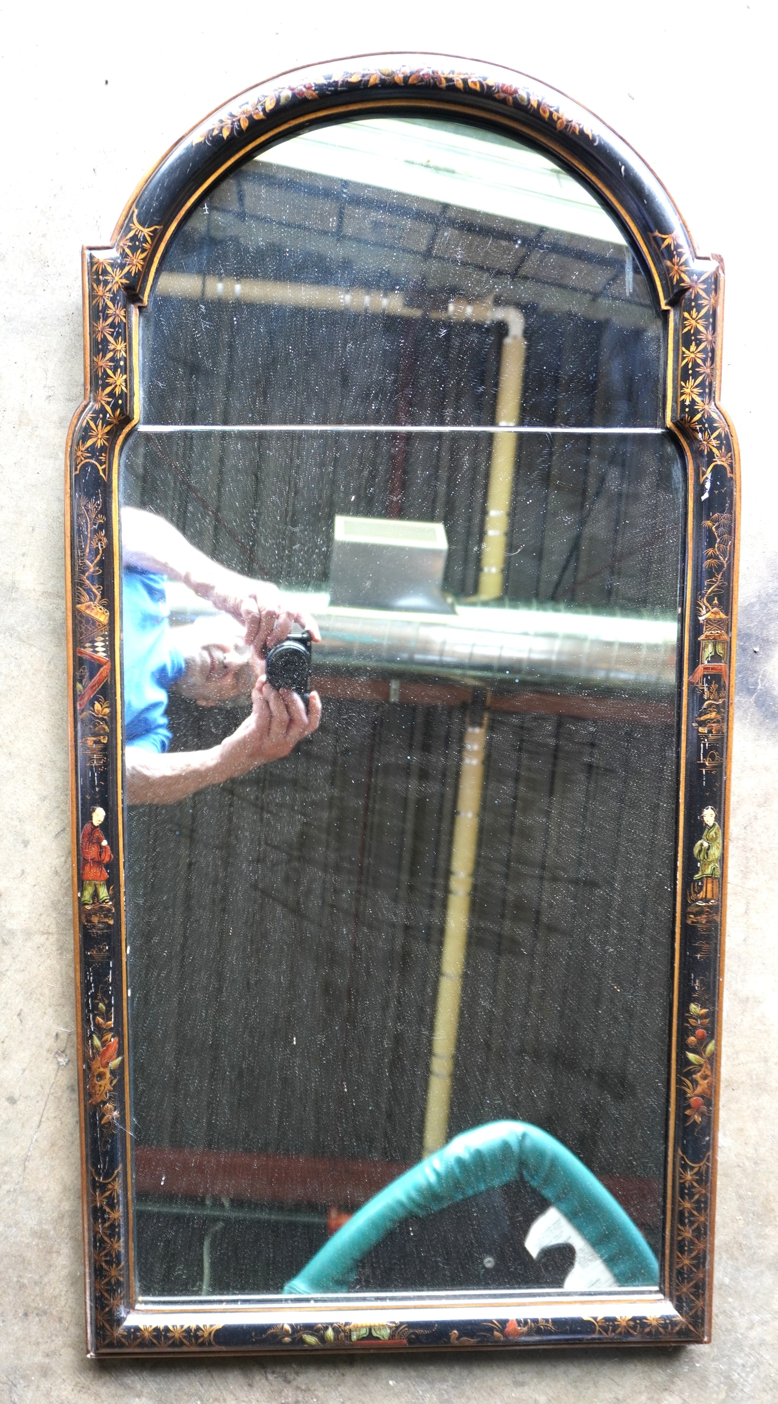 A Japanned Queen Ann style mirror in original paint, custom made, late 19th to early 29th century.: A Japanned Queen Ann style mirror in original paint, custom made, probably late 19th to early 20th century. Small chip on right top edge, else very good condition in original paint. Measures 18 1/2"W 